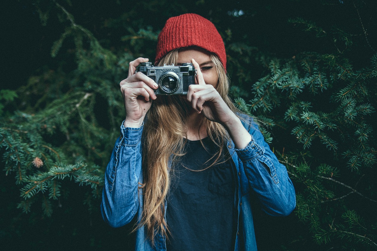 girl taking pictures